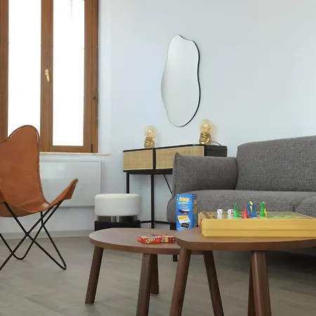 Au Cheval Blanc - Familial 6p Parking Prive Gratuit- 15 Min Centre Apartment *