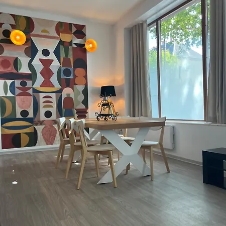 Au Cheval Blanc - Familial 6p Parking Privé 15 Min Centre Appartamento